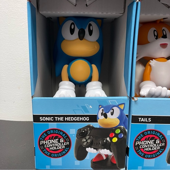 Sonic the Hedgehog Sonic & Tails Controller holders - Picture 3 of 7
